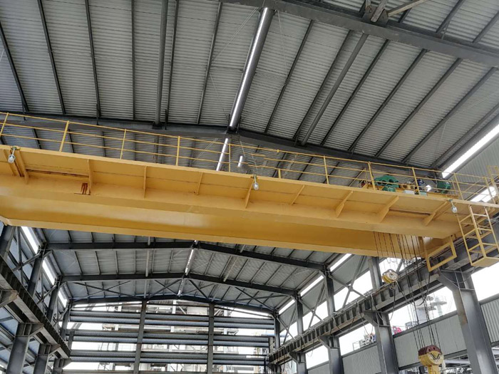 双梁起重机