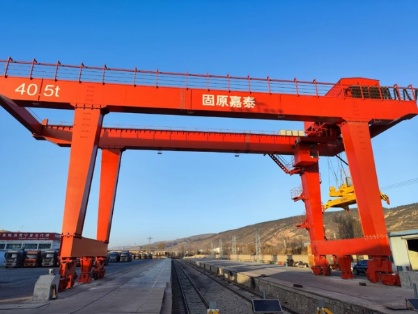 集装箱门式起重机分类与类型